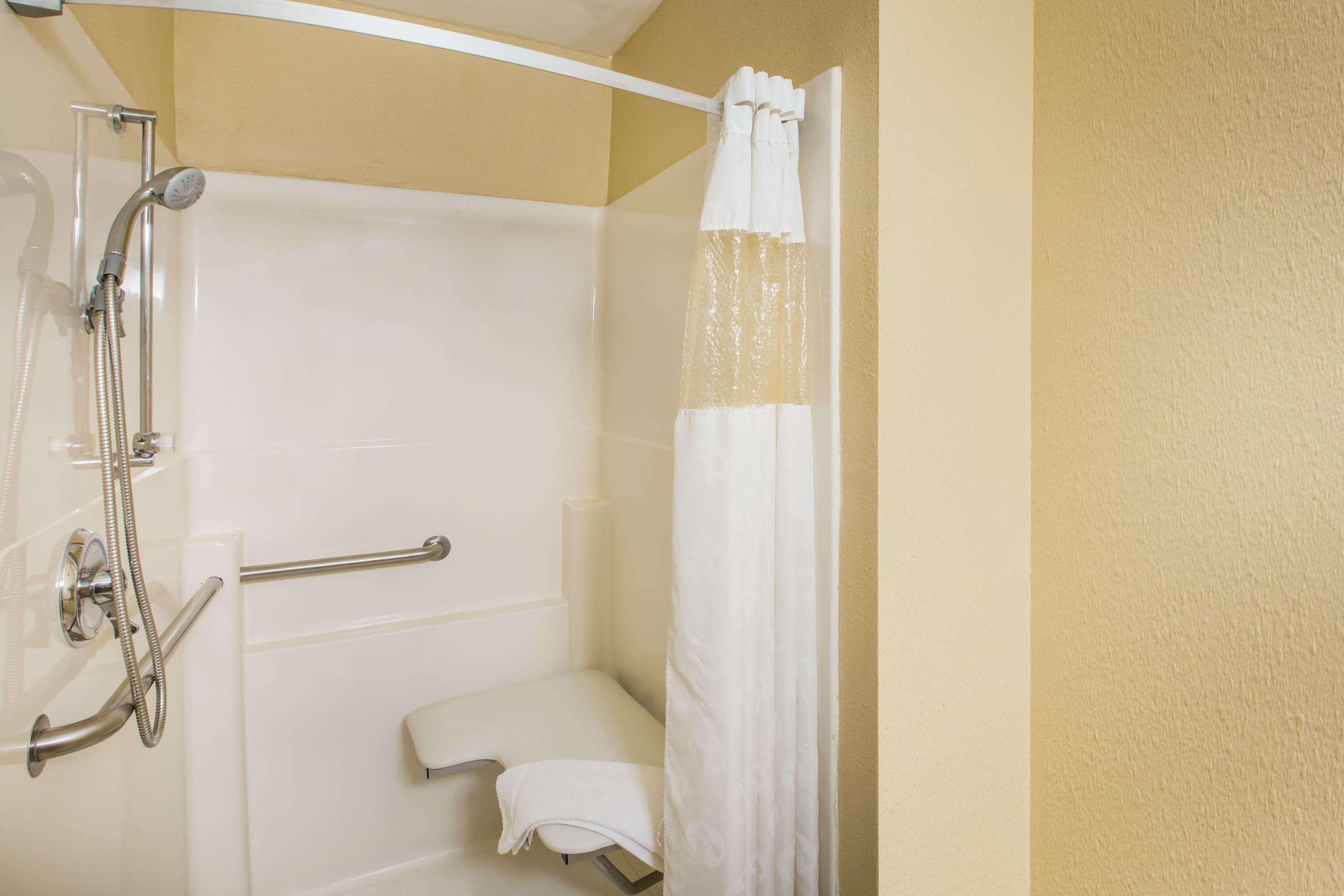 Ramada By Wyndham Sioux Falls Zewnętrze zdjęcie